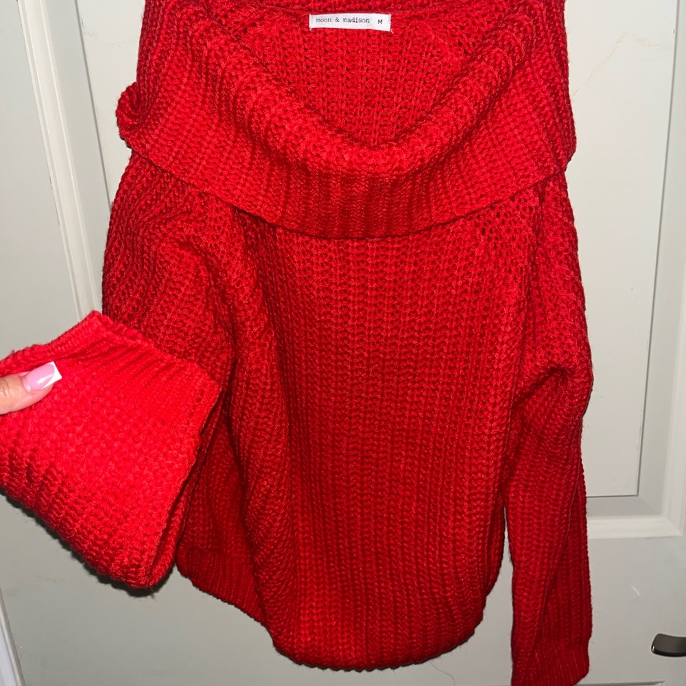 Hollister Red Women's Sweater